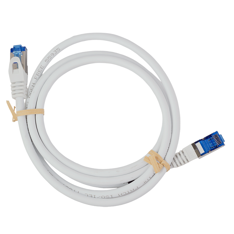 Kabel krosowy Cat.6A S/FTP CCA LSZH, biały, 1,00 m — 4
